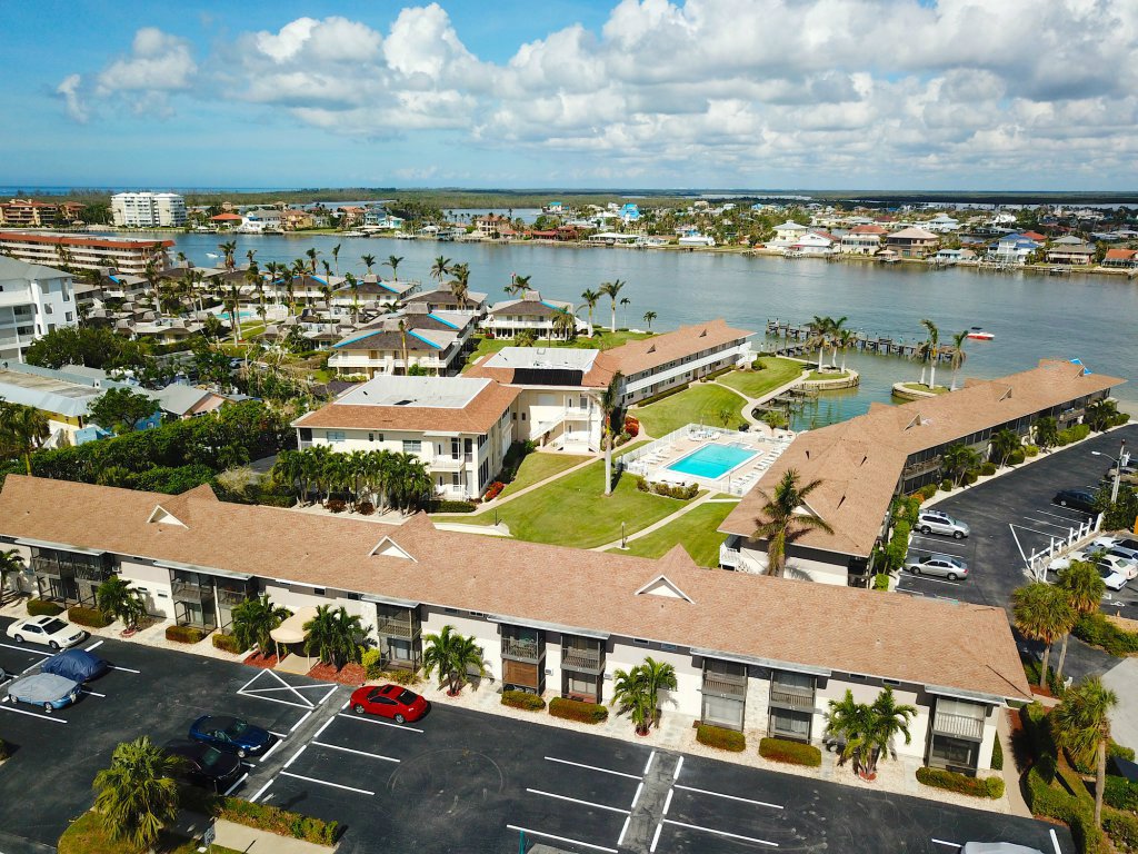Waterfront Condos - Marco Inn Villas - Marco Island, FL